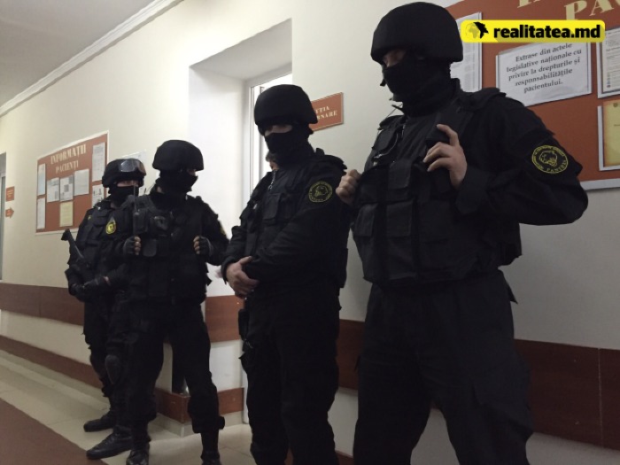 В институте неврологии Филата охраняют сотрудники «Пантеры»
