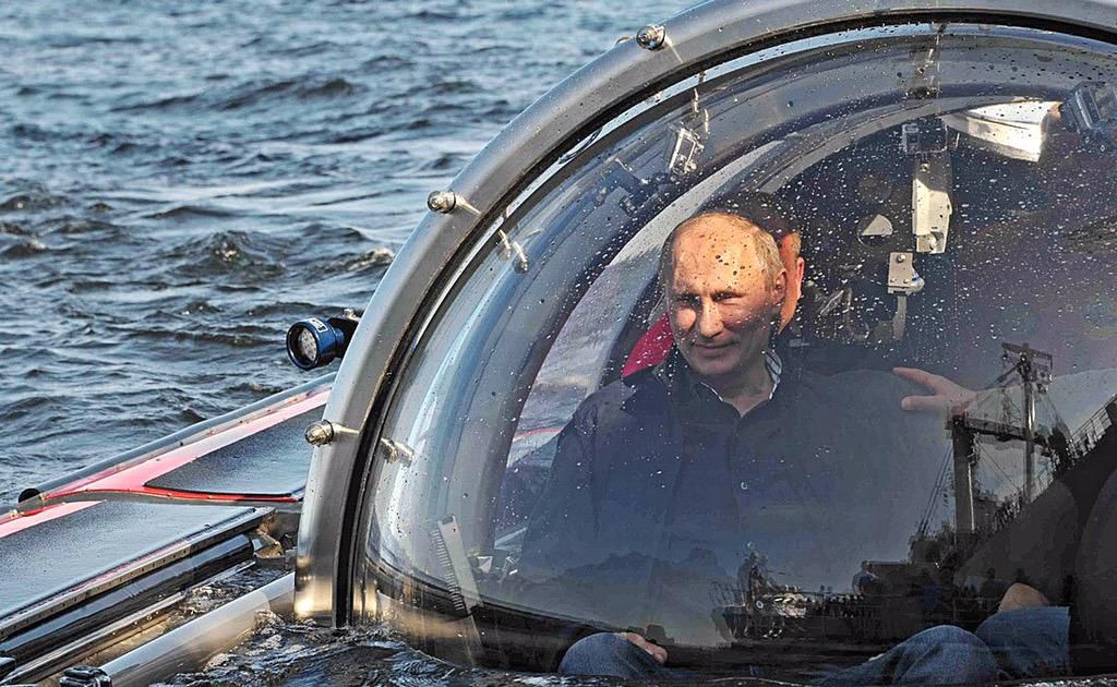 Путин с Медведевым погрузятся сегодня на дно моря в Крыму