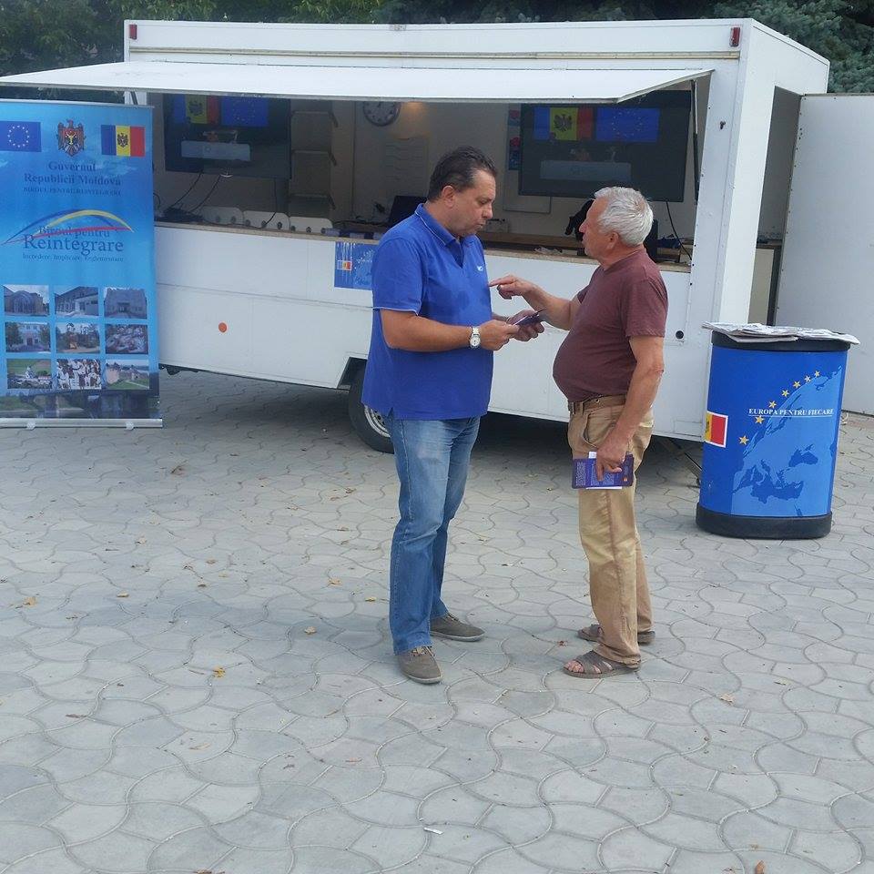 Locuitorii din Sngerei sunt acum mai informați datorită caravanei „Europa pentru fiecare”