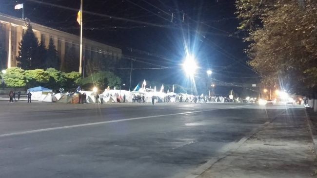 Шестая ночь протестов прошла спокойно