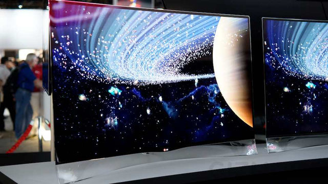 LG показала первый телевизор толщиной менее миллиметра