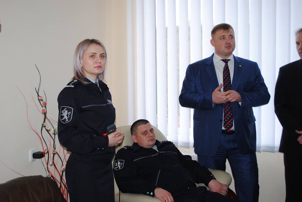 Mai multe fotolii de masaj pentru polițiștii stresați