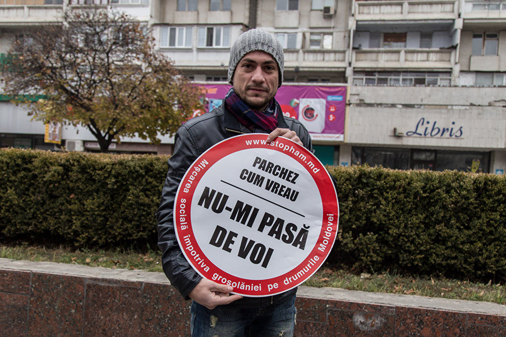 СтопХам" в Кишиневе: водителей "наставляют на путь истинный"
