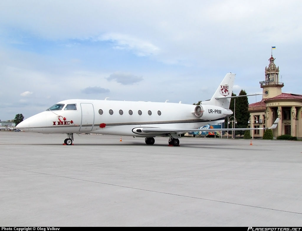 Zeci de mii de euro plătiți de Vlad Filat pentru un avion privat de super lux