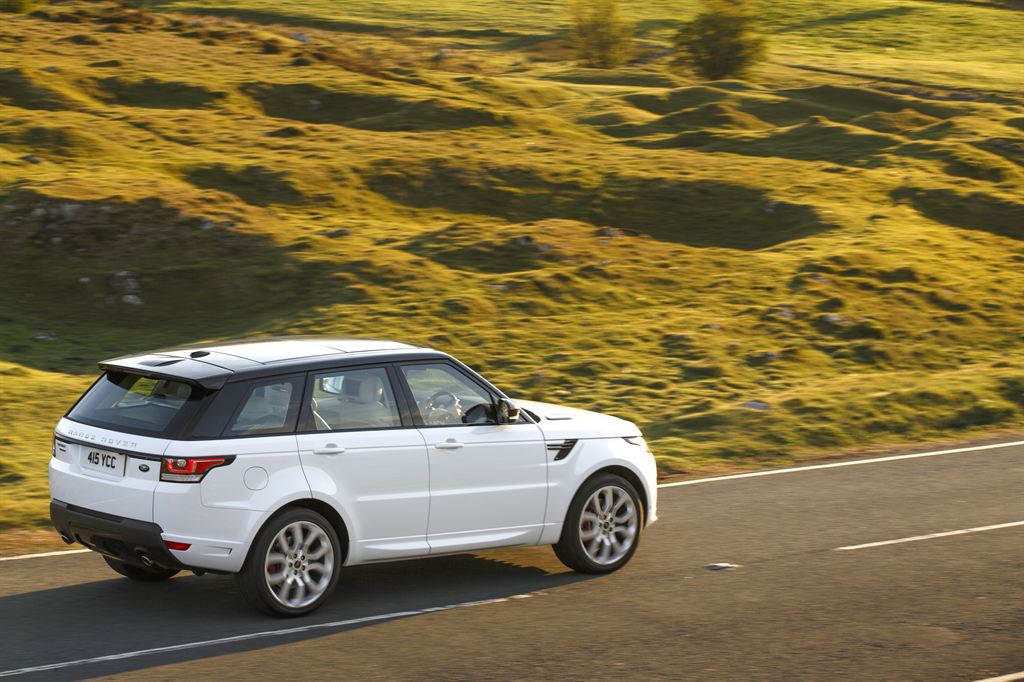 Noul Range Rover Sport a ajuns în Moldova. Ce aduce noul model?