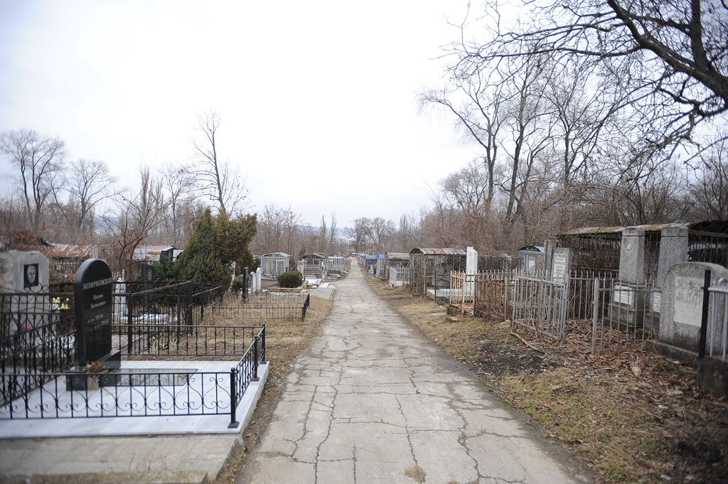 Primăria Chişinău propune restaurarea capelei din Cimitirul Evreiesc