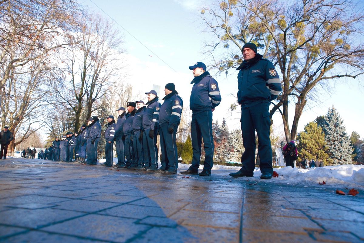 В Кишиневе митинговали за и против назначения кандидата в премьеры