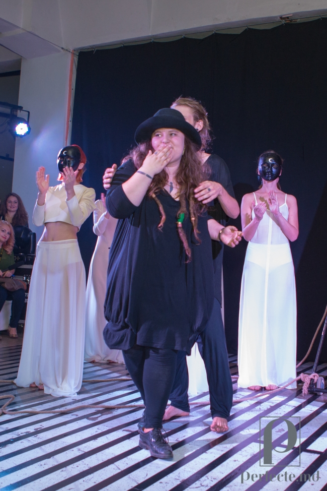 (+18) Anti Fashion Show, cu final socant!
