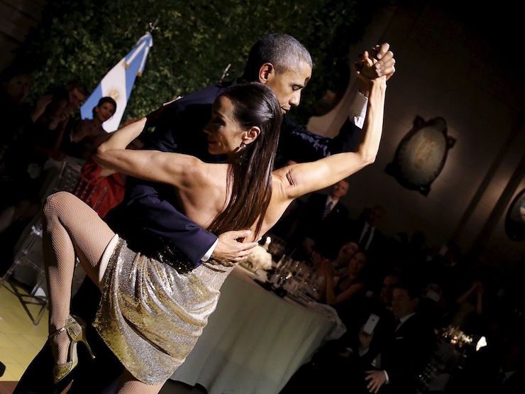 Obama a dansat tango cu o argentiniancă fierbinte