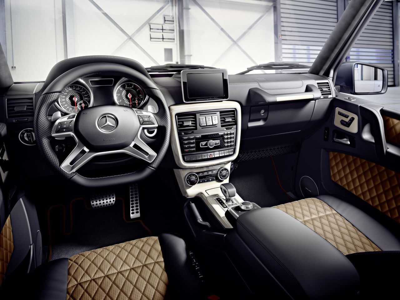 Самый крутой внедорожник Mercedes стал еще круче