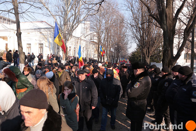 В четверг в Кишиневе продолжаются протесты против назначения правительства