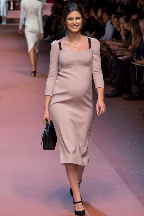 Dolce & Gabbana представили коллекцию для мам