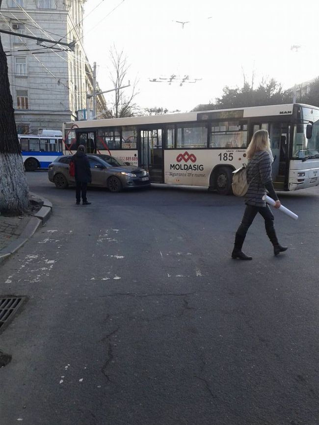 Движение по улице Пушкина было заблокировано из-за ДТП