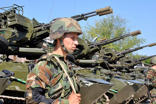 Командующий армии проверил уровень боеготовности бронетехники