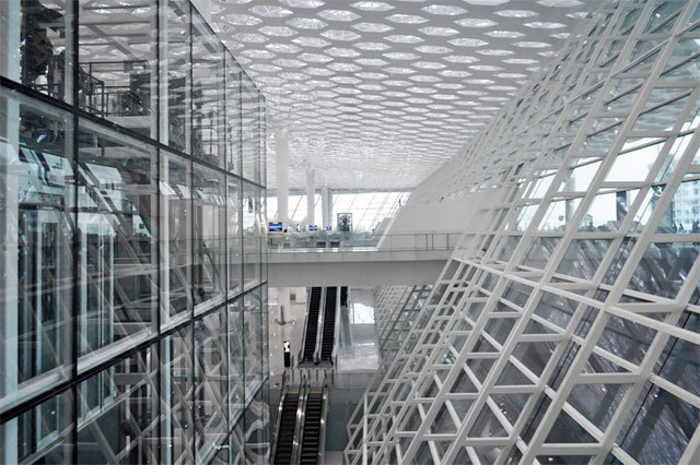 Архитекторы Studio Fuksas возвели аэропорт в Шэньчжене. Открытие 28 ноября