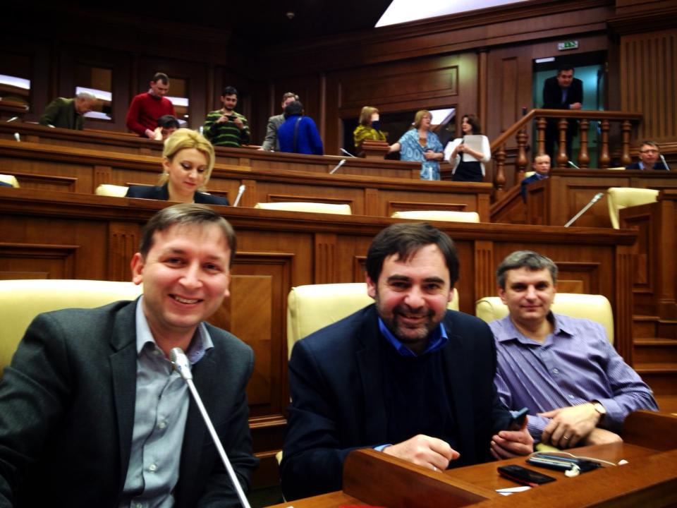 Ткачук и Решетников выложили фото из нового зала парламента