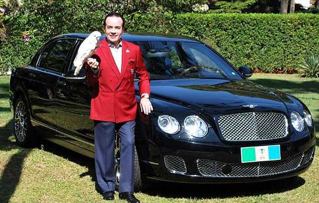 Бизнесмен похоронит свой Bentley за $450 000, чтобы кататься на нем после смерти