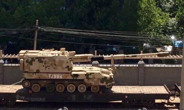 В приграничных с КНДР китайских городах заметили танки