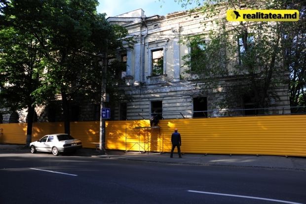 Заброшенный дворец в центре Кишинёва обретет вторую жизнь