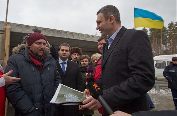 На въездах в Киев установлены блокпосты