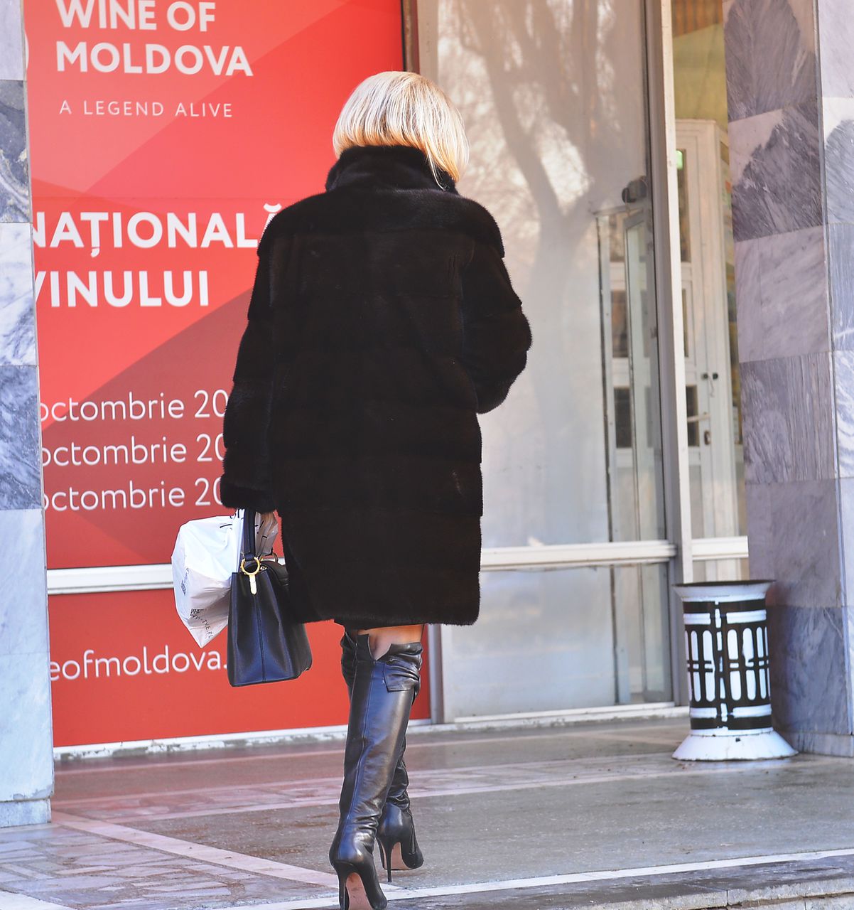 PCRM o învinuiește pe Violeta Ivanov că și-a trădat alegătorii în schimbul unei blane de lux