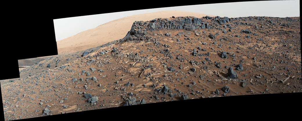 Curiosity передал новые фото пустоши Марса