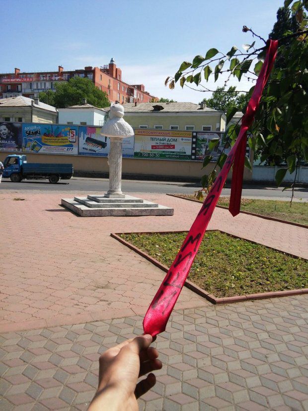 К приезду Саакашвили по Одессе развесили галстуки