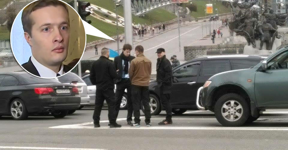 Сын Порошенко в центре Киева попал в аварию