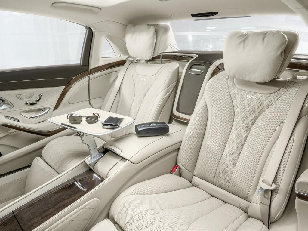 Самый длинный и роскошный седан Mercedes-Benz вышел в свет