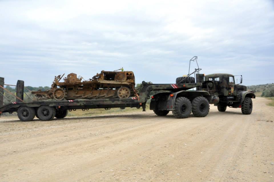 Найденный в Молдове немецкий БТР передан Музею военной истории