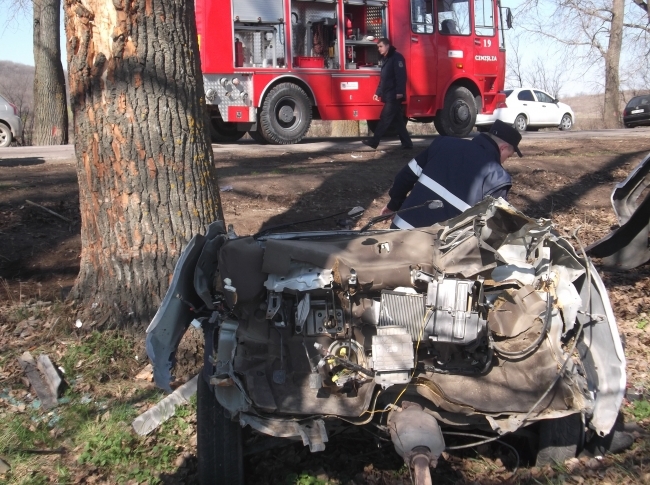 В страшной аварии в Чимишлии погибли 3 человека. Один в больнице