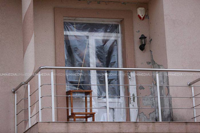 Как выглядит дом Дорина Дрэгуцану после взрыва гранаты