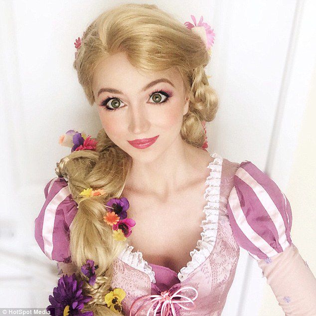 Девушка отдала $14 тысяч, чтобы быть похожей на принцессу Disney