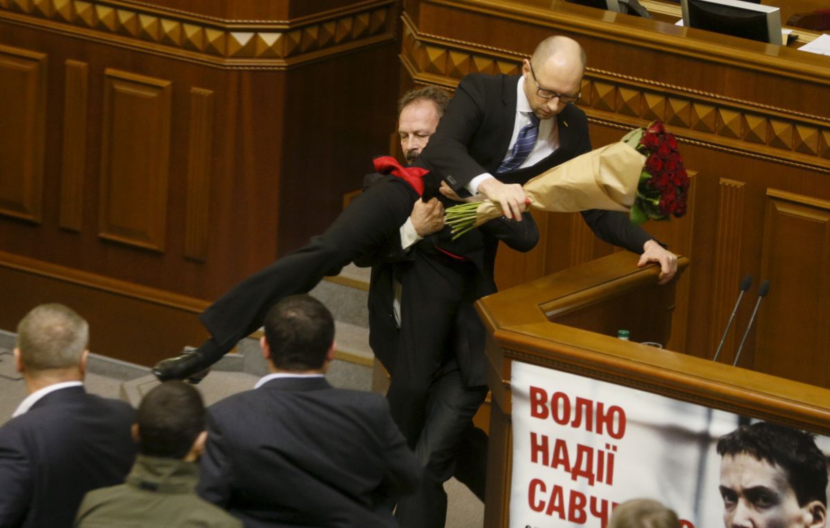 Самые странные и смешные моменты 2015 года в фотографиях