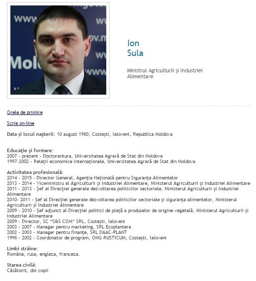 Doi miniştri din Guvernul Gaburici au CV-uri identice