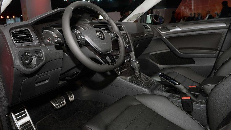 Volkswagen представил «внедорожный» Golf Alltrack