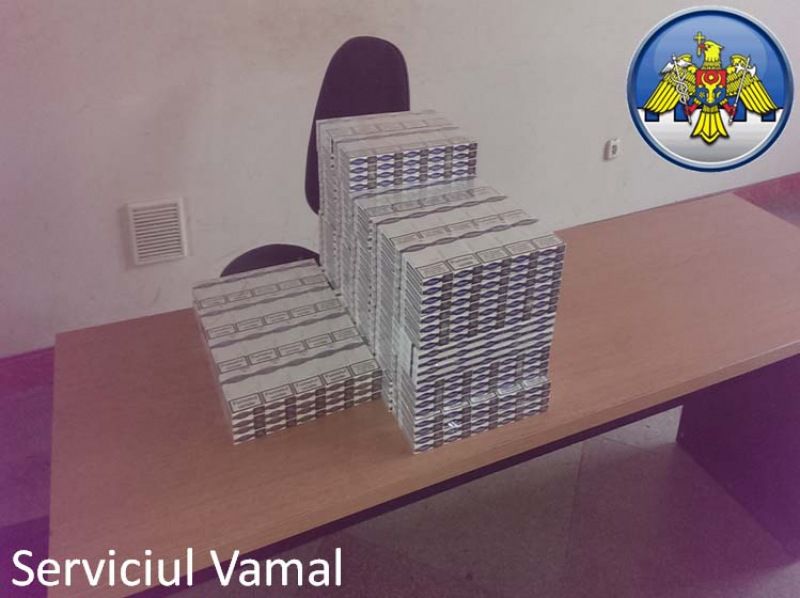 Ţigări de cotrabandă, nedeclarate la vamă
