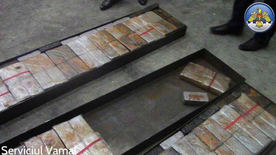 Задержана крупная партия героина при въезде в Молдову