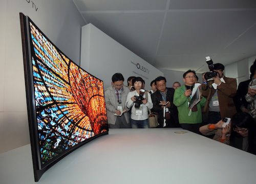 LG показала первый телевизор толщиной менее миллиметра