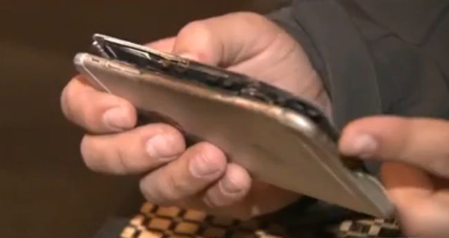 Unul dintre cele mai tari telefoane ale momentului a explodat