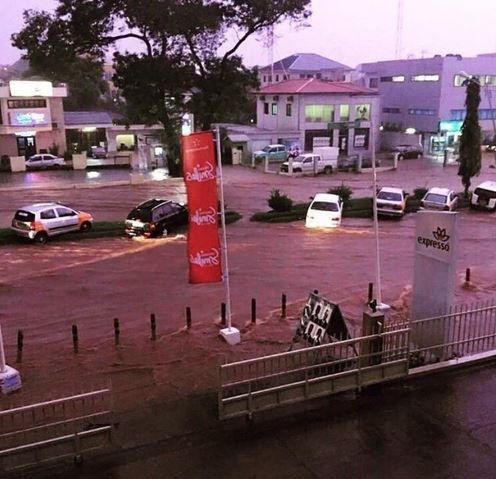 Взрыв на АЗС в Гане: более 100 человек погибли