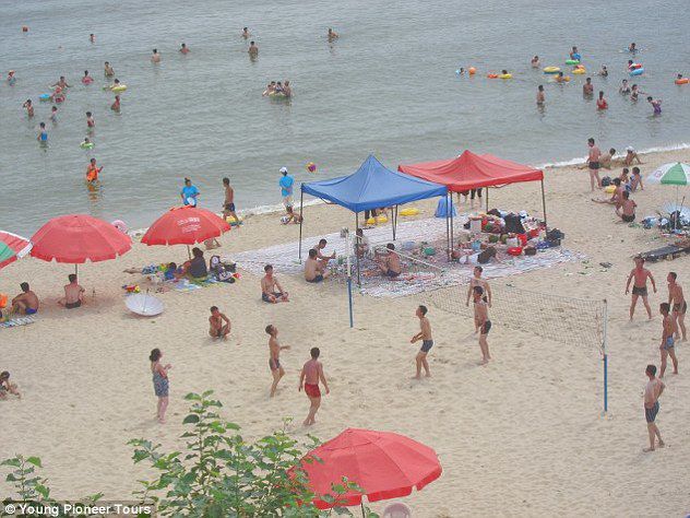 Cum arată o vacanţă pe litoral în Coreea de Nord
