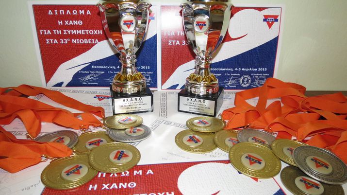 Înotătorii moldoveni au cucerit patru medalii de aur
