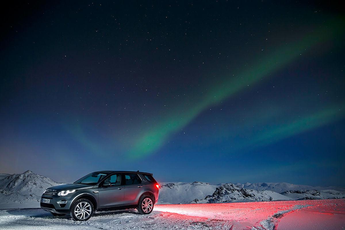 Noul Land Rover Discovery Sport – ultima generație de mașini universale de teren clasa premium,  este acum prezent și în Moldova