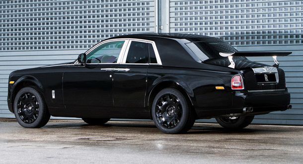 Появились первые снимки концептуального внедорожника Rolls-Royce