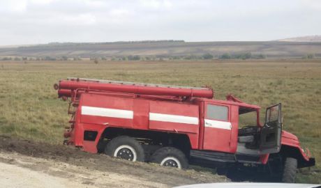 ДТП с участием пожарной машины и легкового автомобиля на трассе Хынчешты–Чимишлия
