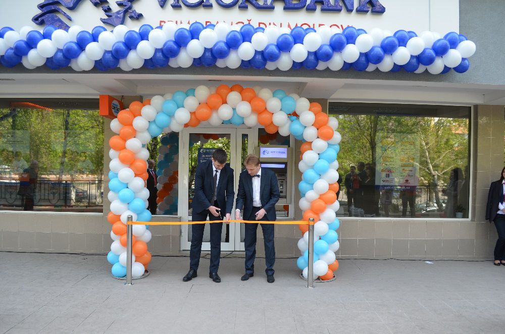 VictoriaBank a deschis primul oficiu dedicat Sistemului de remitere de bani Contact în Chișinău