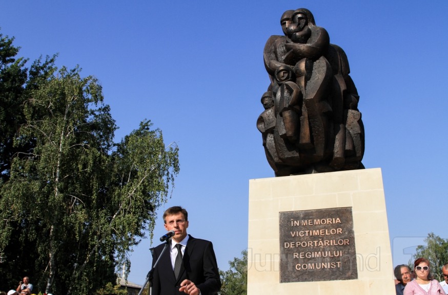 Monumentul în memoria victimelor deportărilor staliniste, inaugurat