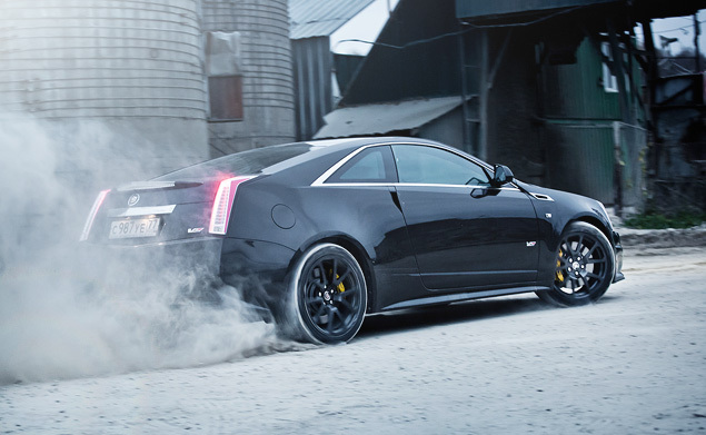 Чем могут зацепить мощные американские купе Cadillac CTS-V и Chevrolet Camaro SS