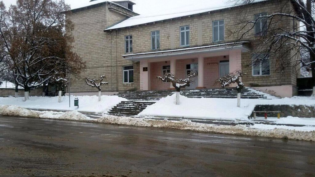 Главные улицы Оргеева чистят от снега по нескольку раз в сутки